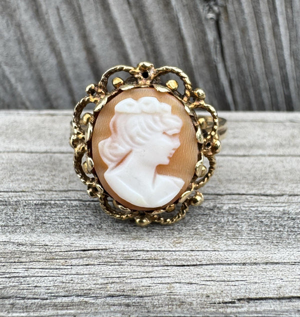 Vintage 10k Gold Shell Cameo Ring Women’s Profile Estate Cameo Ring